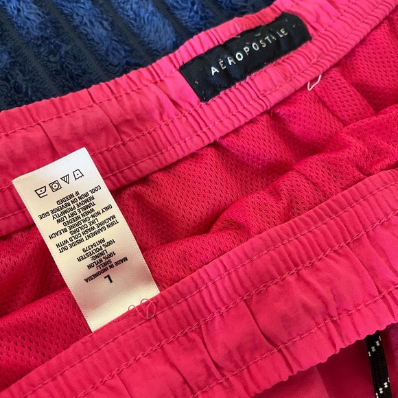 Mens Aeropostale nylon shorts Pink - Picture 2 of 3
